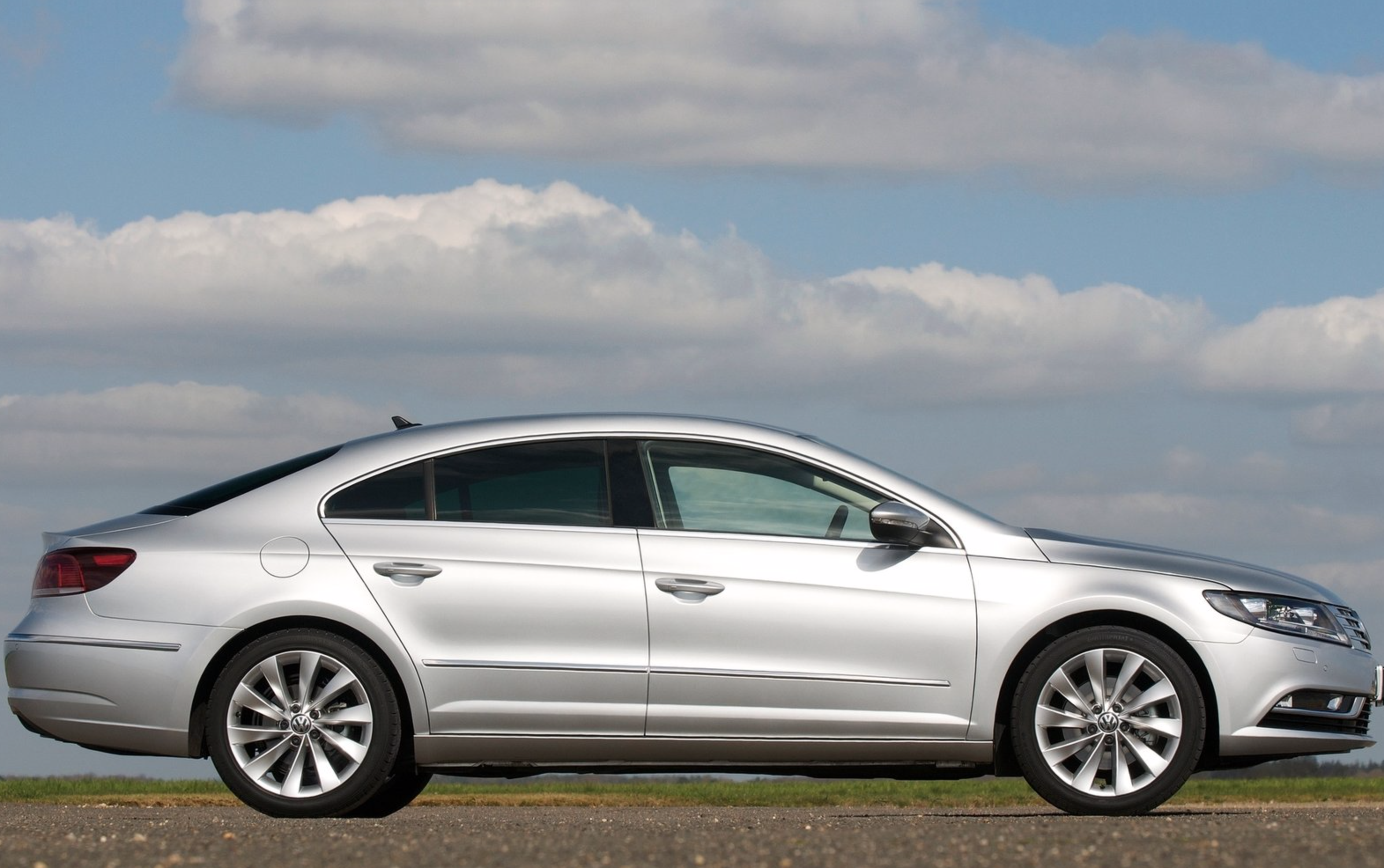 Купить volkswagen cc. Volkswagen Passat cc 2012 r-line. Пассат СС 1. Фольксваген Пассат СС 2012. Фольксваген Пассат СС 2015.